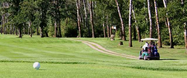 A sunny day view from Sandhills Golf and Country Club