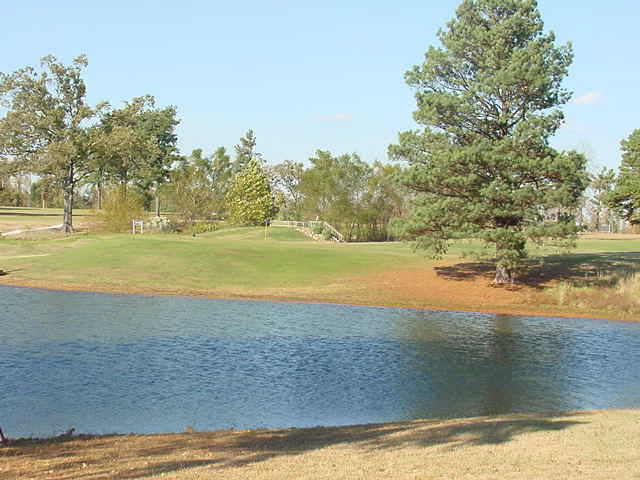 De Queen Country Club and Lodge