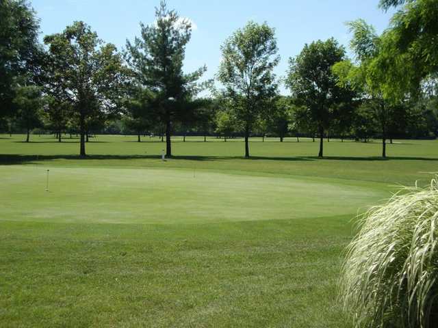 A view of the practice putting green at Cypress Run Golf Course