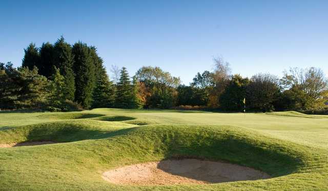 Sandy approach to the 6th at Bristol & Clifton Golf Club