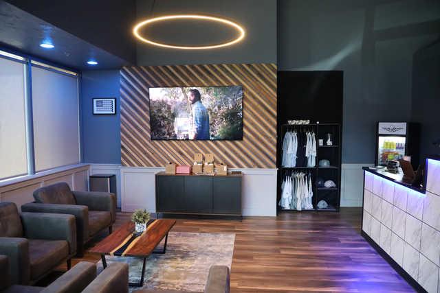 SVN2 Indoor Golf - Newbury