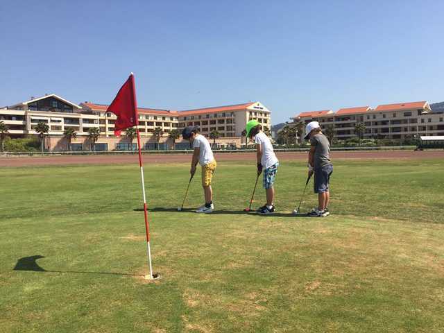 A view of a hole at DailyGolf Marseille Borely
