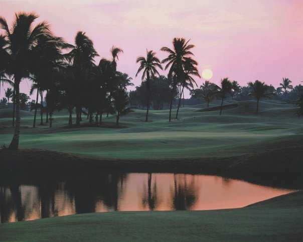 A sunset view from Isla Navidad Country Club
