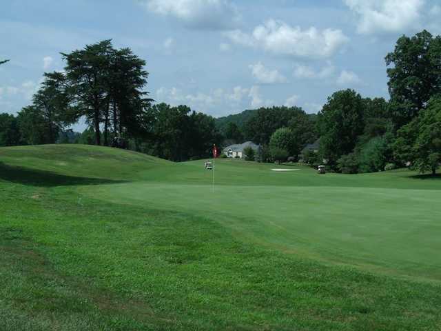 Eagle's Nest Country Club