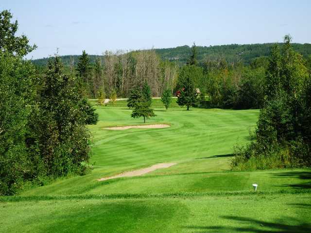 Smoky Lake Town & Country Golf Club