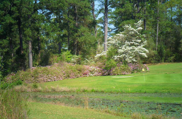 View of the 8th green at Evergreen Golf Club