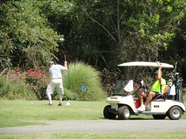 A view of a tee at Scottsboro Golf & Country Club (Bryan Sara Beckman).