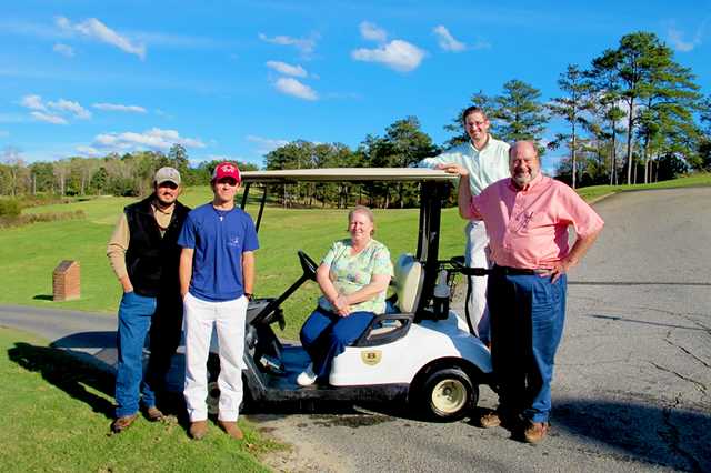 A sunny day view from Lakewood Golf Course