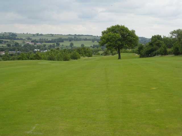 Large, open fairways at Springwater Golf Club