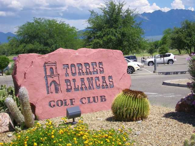 Torres Blancas Golf Club