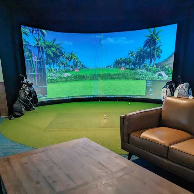 Hackers Bar and Grille