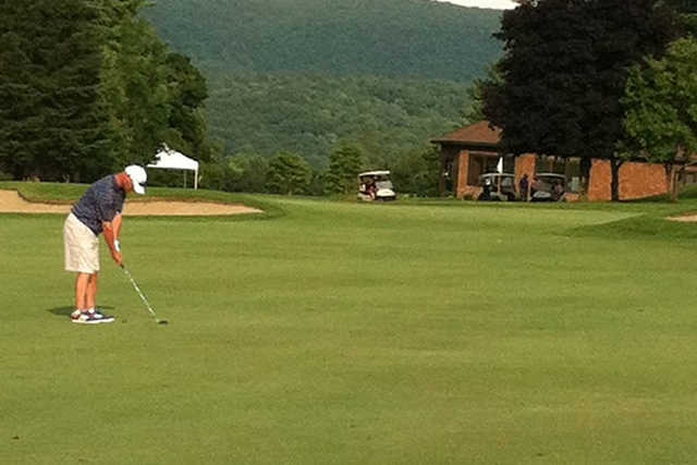 Wyantenuck Country Club