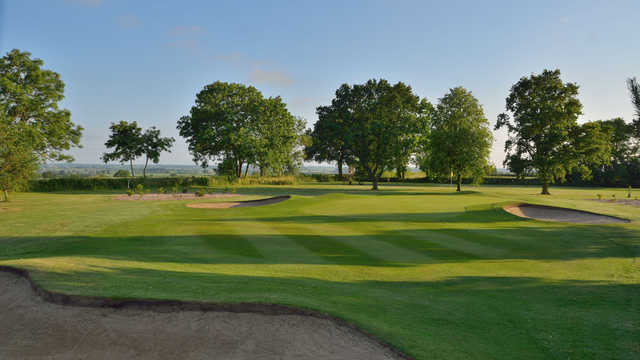 Stunning conditions approaching the 4th green at Glen Gorse