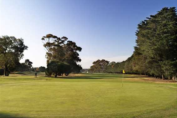 A view of the 1st green at Medway Golf Club