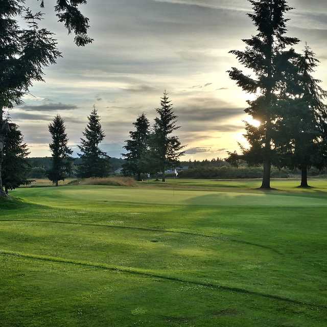 Tahoma Valley Golf & Country Club