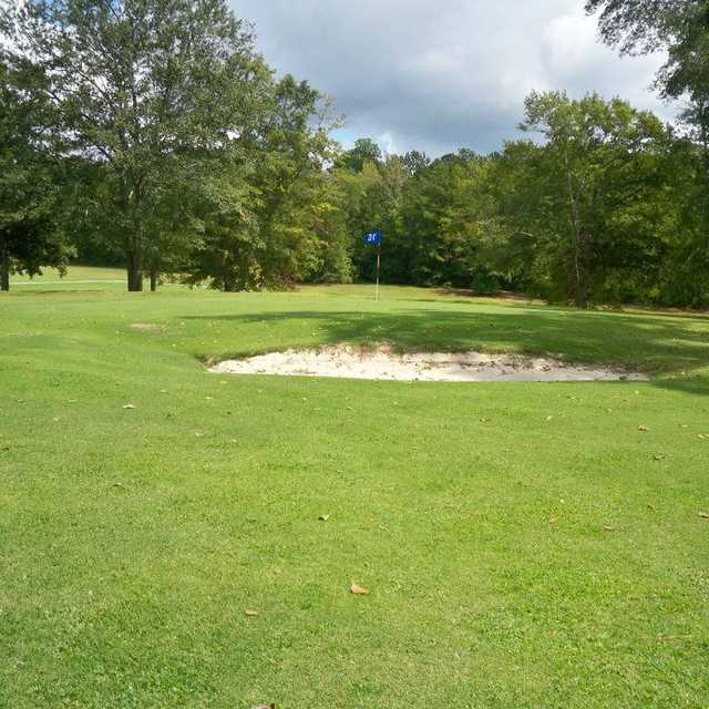 View of a green at Lakewinds Golf Course