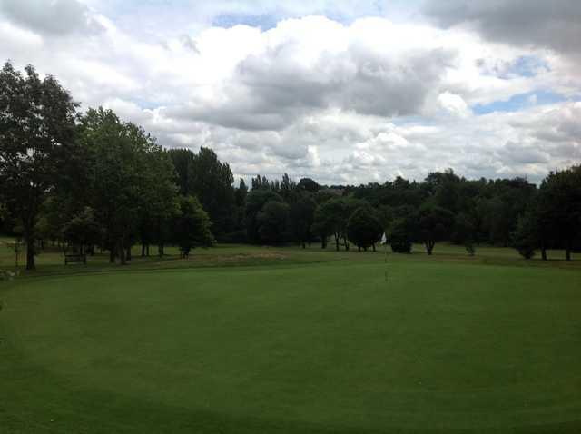 A view of the 9th green at Cocks Moors Woods Golf Club
