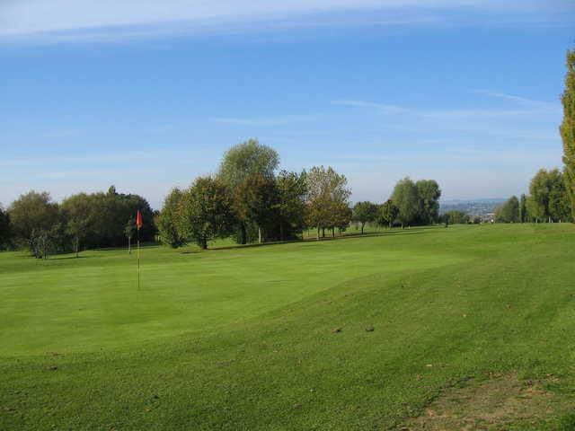 A view of green #14 at Humberstone Heights Golf Club