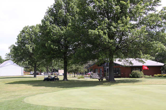 Shady Grove Par 3 Golf Course