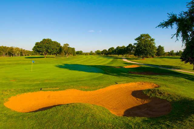 Lingan GC: View from #18