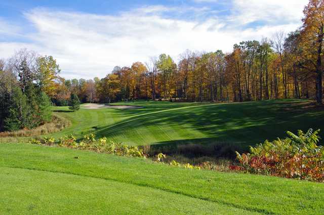 A fall day view from Club de Golf Fairmont Le Chateau Montebello