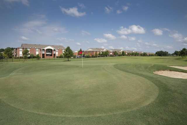 Longhills Golf Club