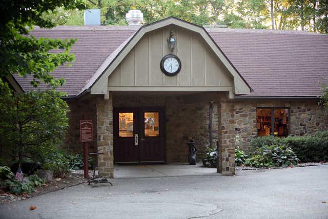 A view of the clubhouse at Chippendale Golf Course