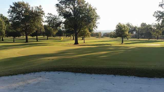 A view of hole #9 at Oaks Country Club