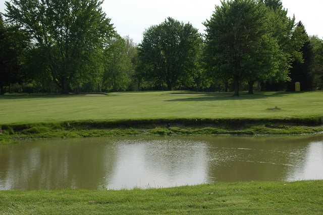 Hickory Hollow