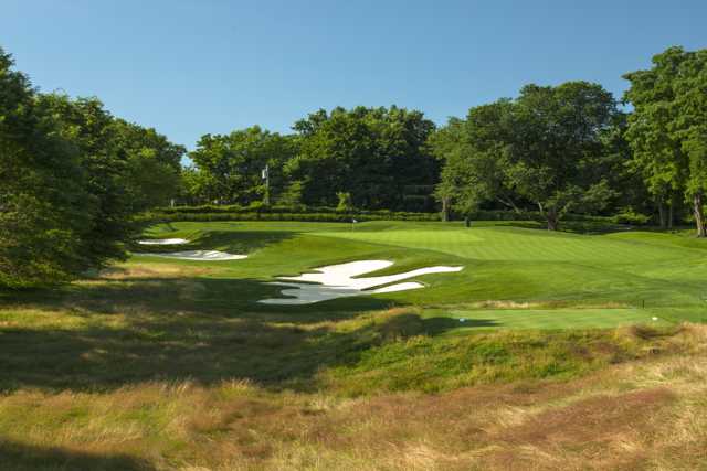 Metropolis Country Club