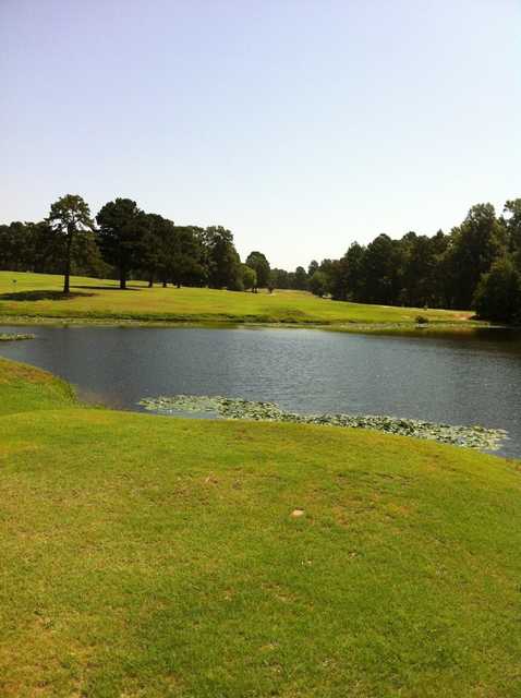 Pine Hills Golf & Tennis Club