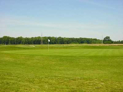 A view of the 18th green at Spring Hills Golf Course