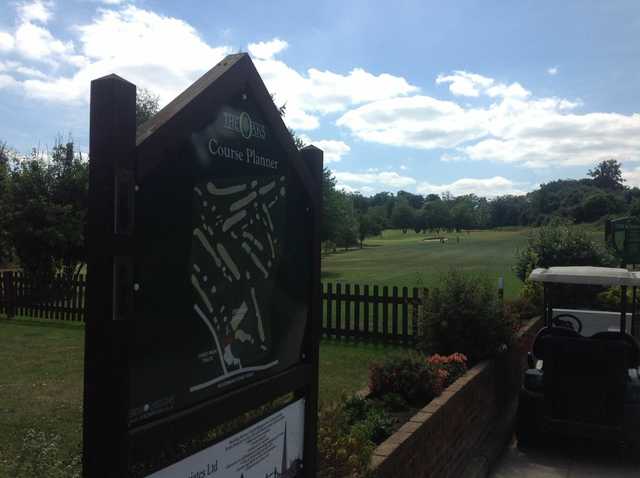 1st tee on the course at The Oaks Golf Centre