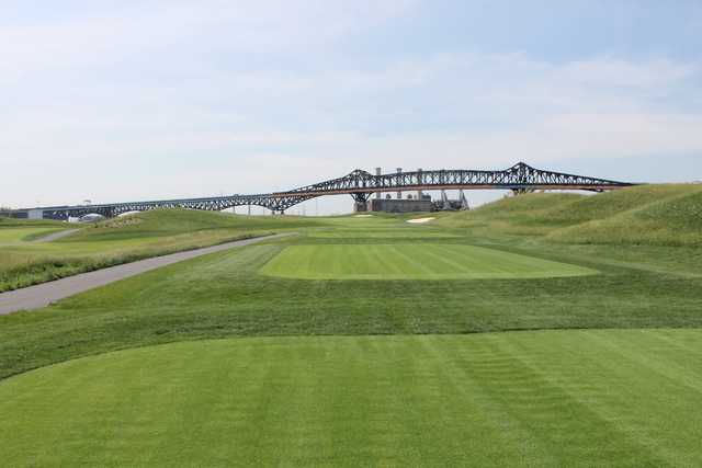 Skyway Golf Course at Lincoln Park West
