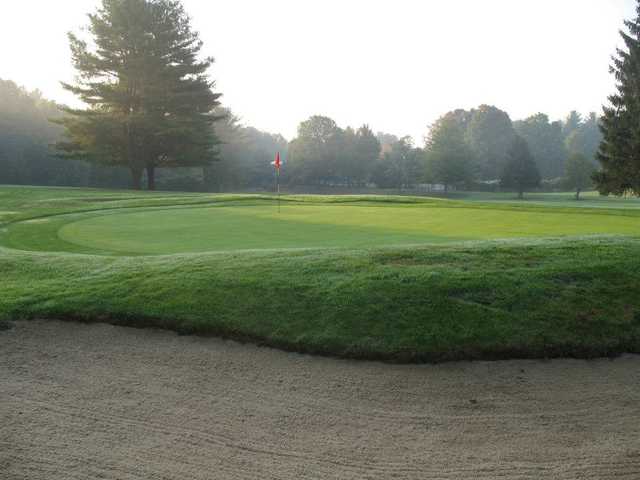 Nabnasset Lake Country Club