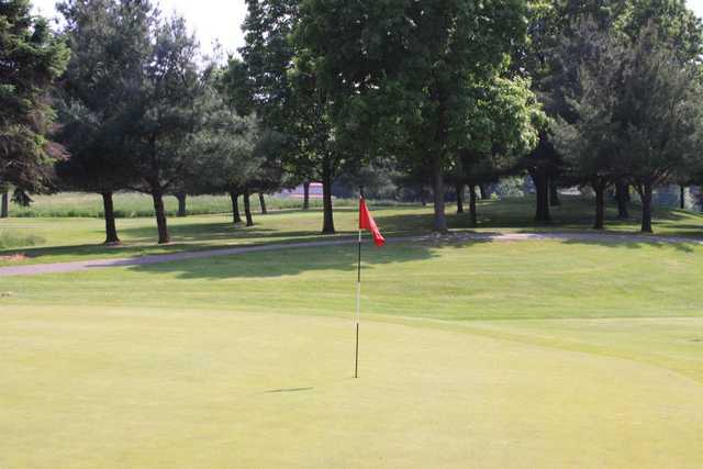 Seven Hills Country Club