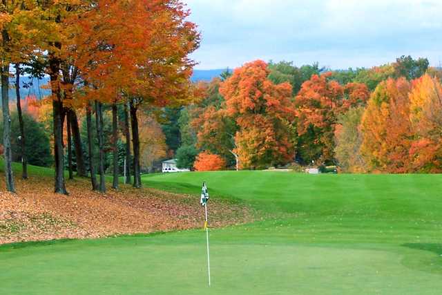 Martindale Country Club