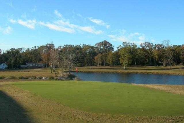 A view of green #2 at Meadowlake Golf Course