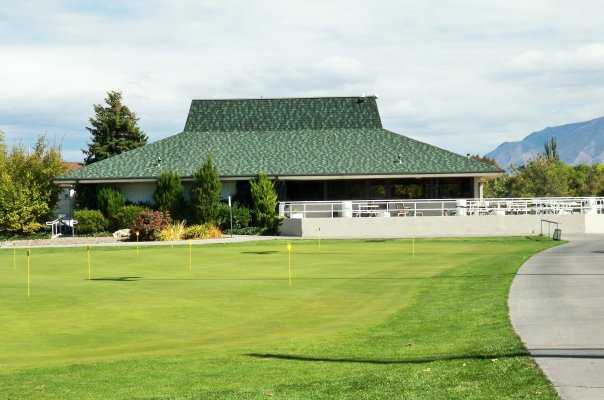 A view of the clubhouse at Fore Lakes Golf Course