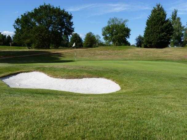 A view of green #6 at Reading Golf Club