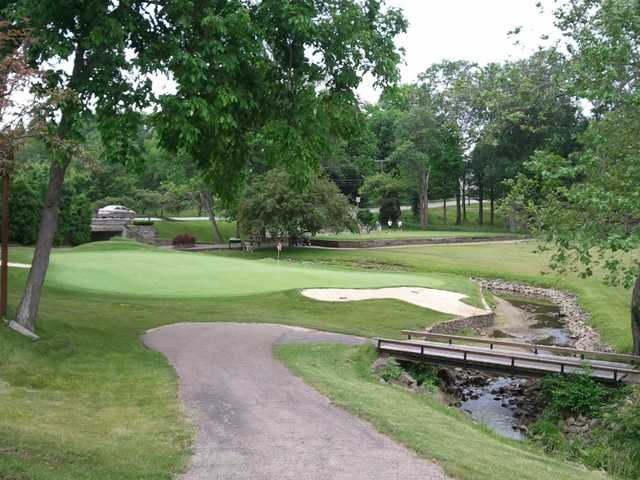 A view of a green at Hillcrest Country Club
