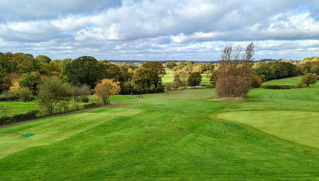 London Beach Golf Club
