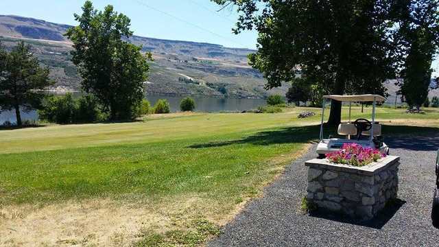 Lake Woods Golf Course