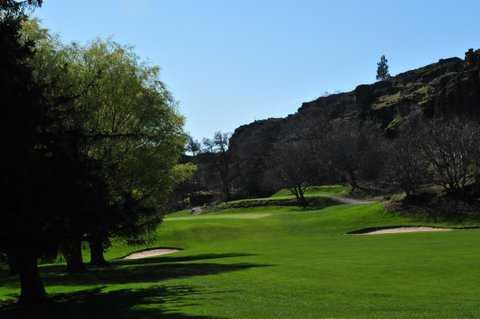 The Dalles Country Club
