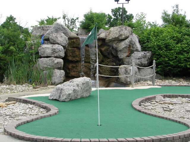 Mini Golf at Southwest Golf Ranch