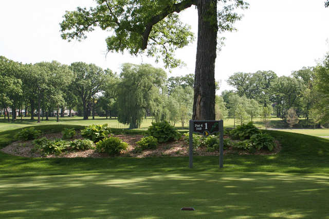A view from tee #1 at Innsbrook Country Club