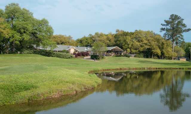 Oak Knoll Country Club