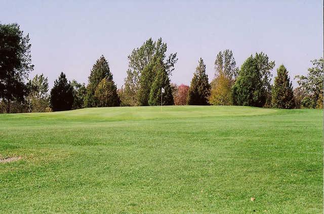 Crestwood Golf Club