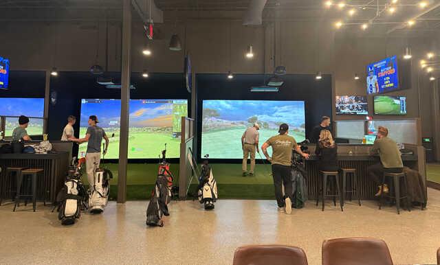 Off Par Golf & Social - Crestview Hills