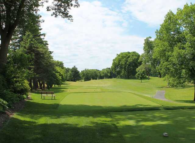 Golden Valley Golf & Country Club